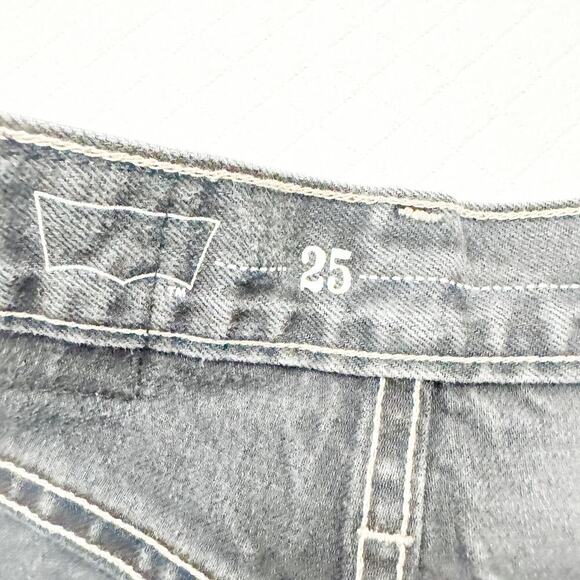 Levi's Gray Wash Denim Jeans Short Cutoff Orange Tab Pants Size 25 - Picture 3 of 6